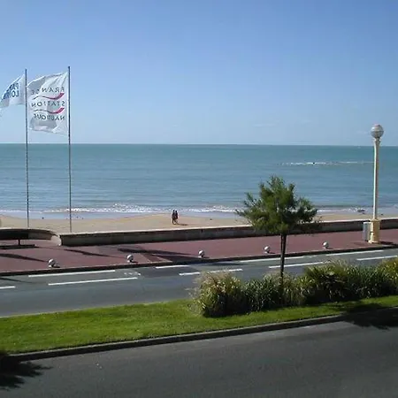 Apartment Bel Appartement T3 Face Mer, Promenade G Godet, Quartiers Des Presidents Les Sables-d'Olonne Exterior photo
